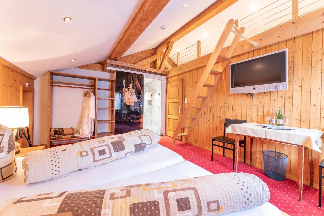 Landgasthof Sommerfeld Pragg-Jenaz Bagian luar foto
