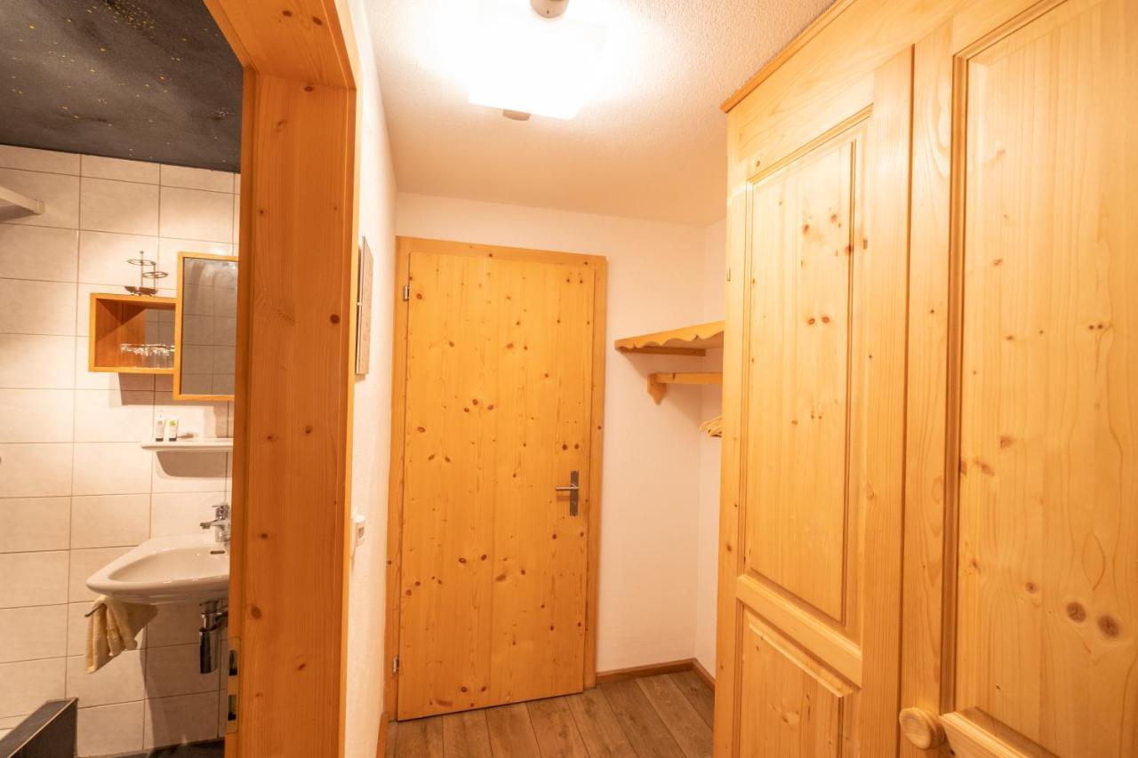 Landgasthof Sommerfeld Pragg-Jenaz Bagian luar foto