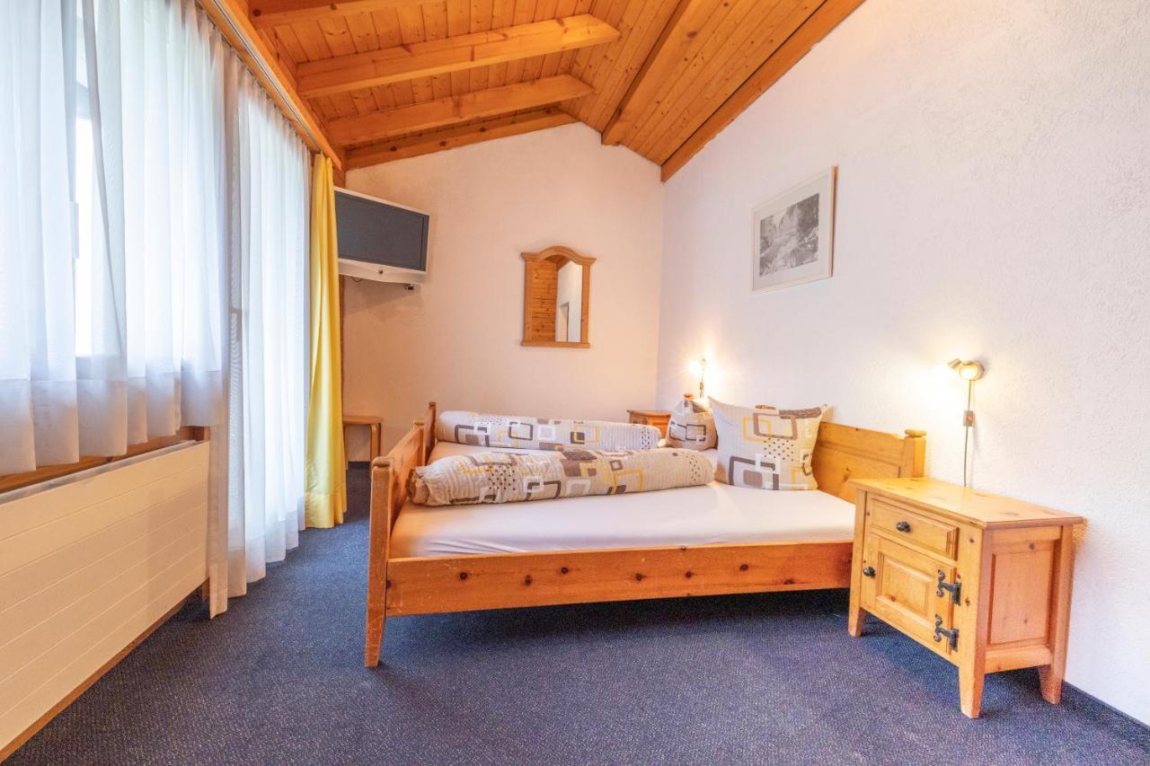 Landgasthof Sommerfeld Pragg-Jenaz Bagian luar foto